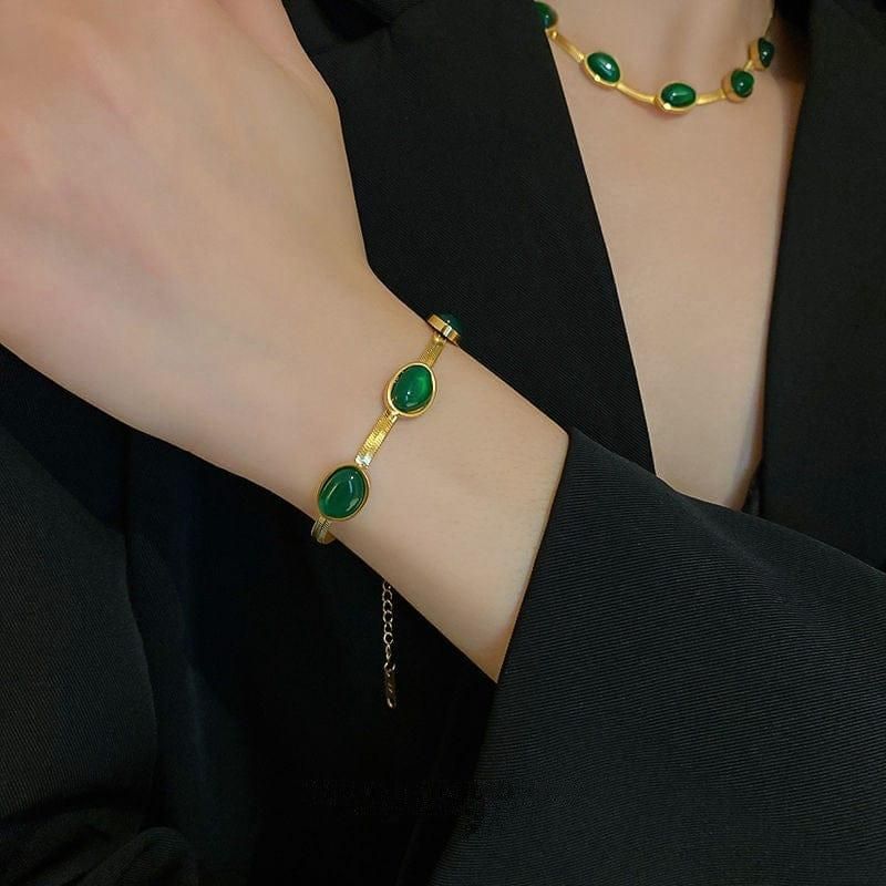 Emerald Elegance - Gold Plated Crystal Pendant & Bracelet Set