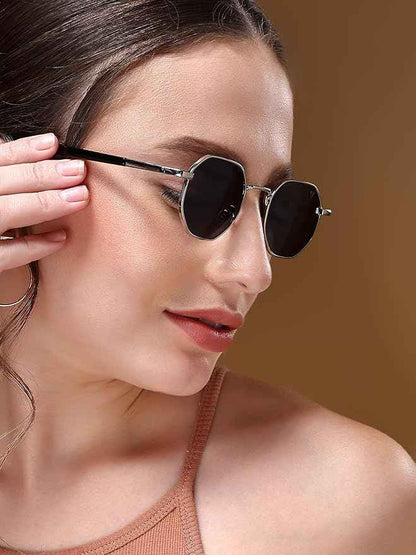 Polarized UV400 Sunglasses – Stylish Eye Protection for Men & Women